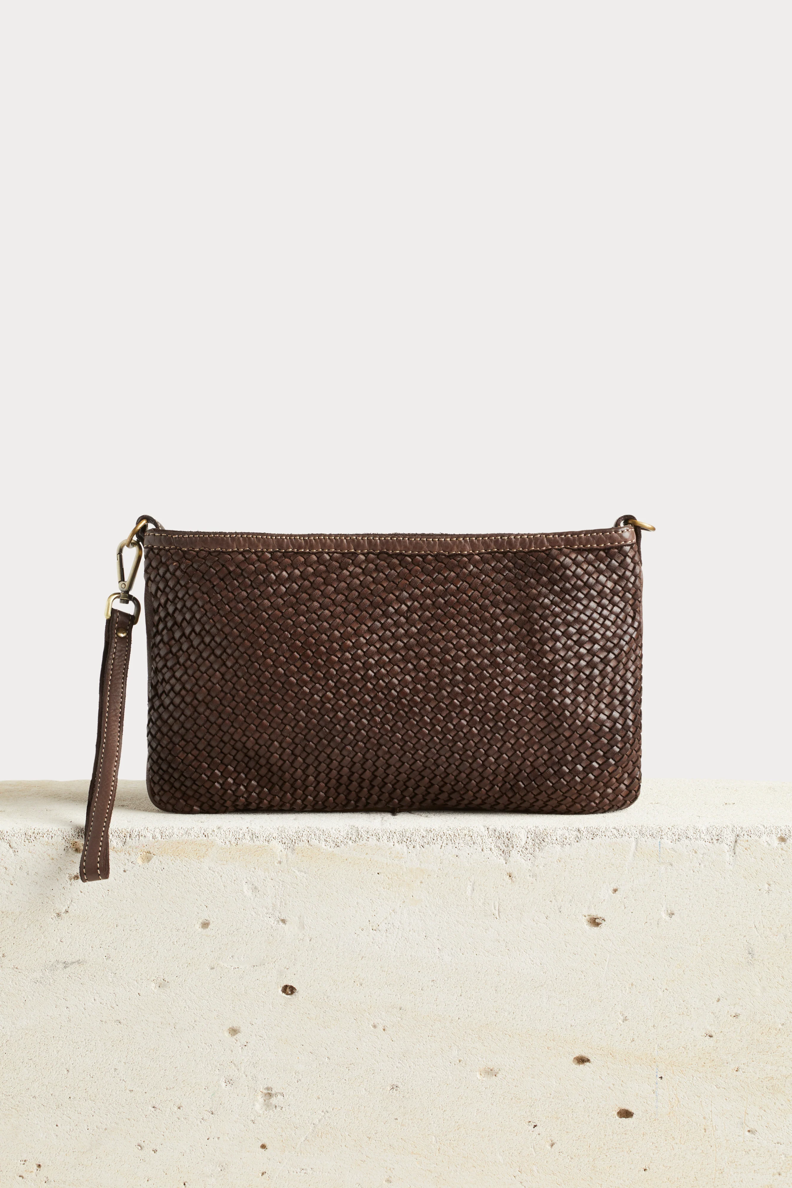 Husk Iris Bag - Image 13